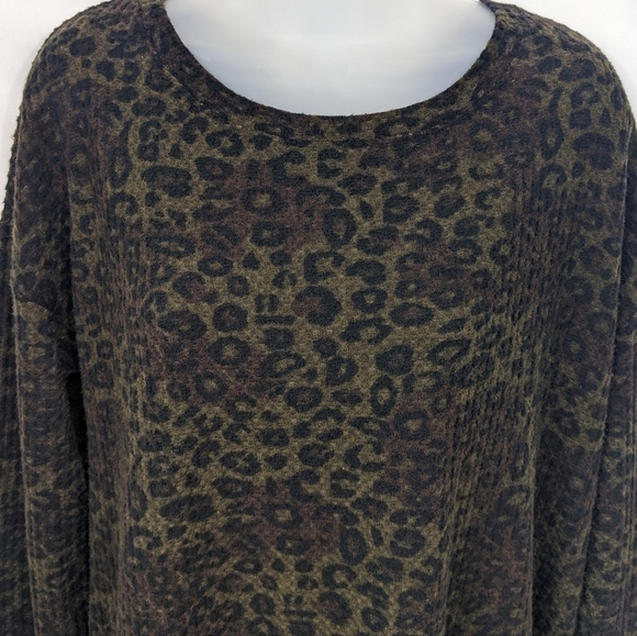 Sanctuary Waffle Knit Leopard Print Top Sz M - Picture 3 of 10